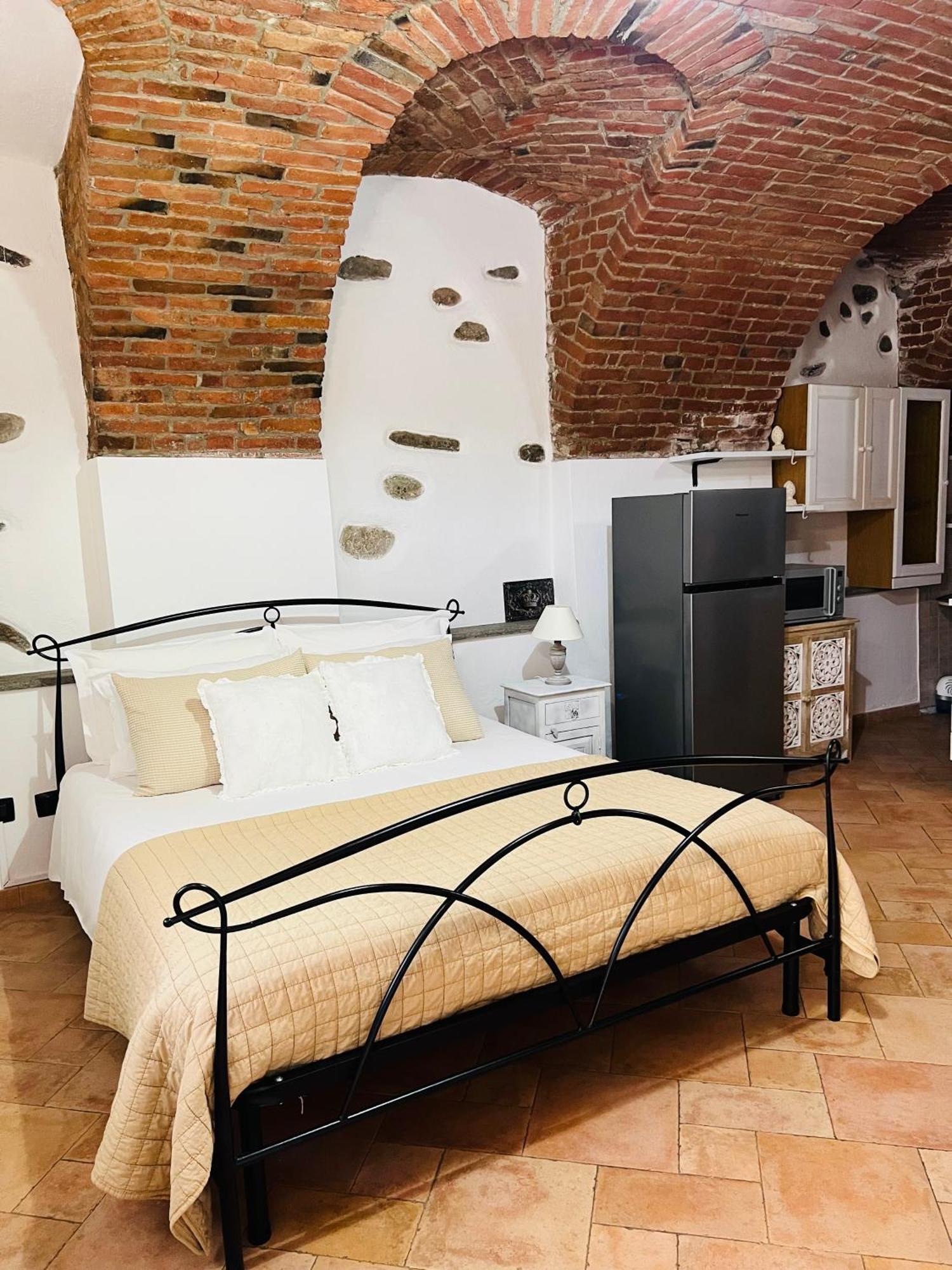 Monolocale Viverone Lake Rooms Dış mekan fotoğraf