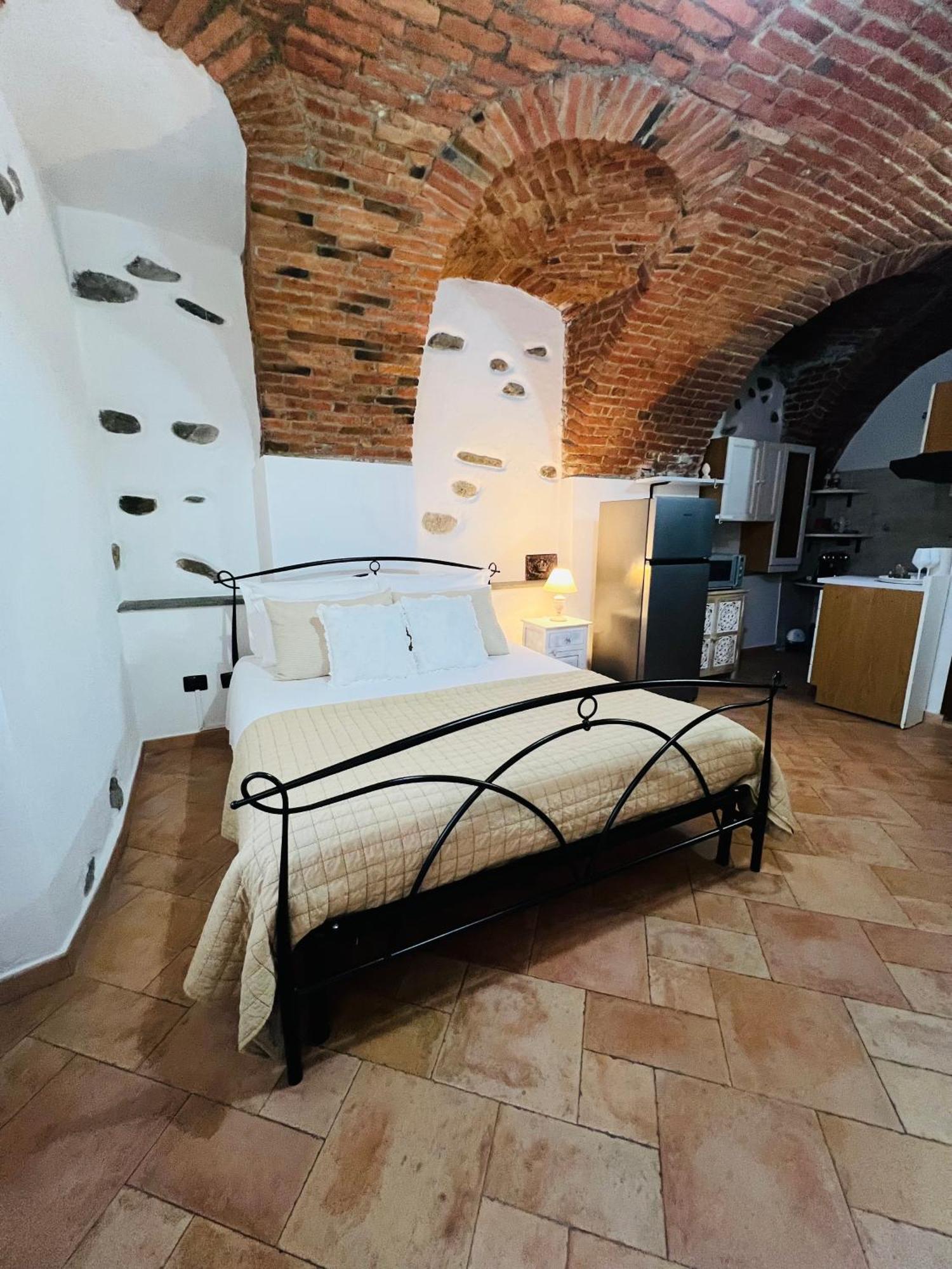 Monolocale Viverone Lake Rooms Dış mekan fotoğraf